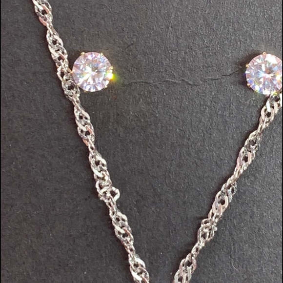 COPY - Snowflake cubic zirconia earrings and necklace  set - Picture 3 of 5